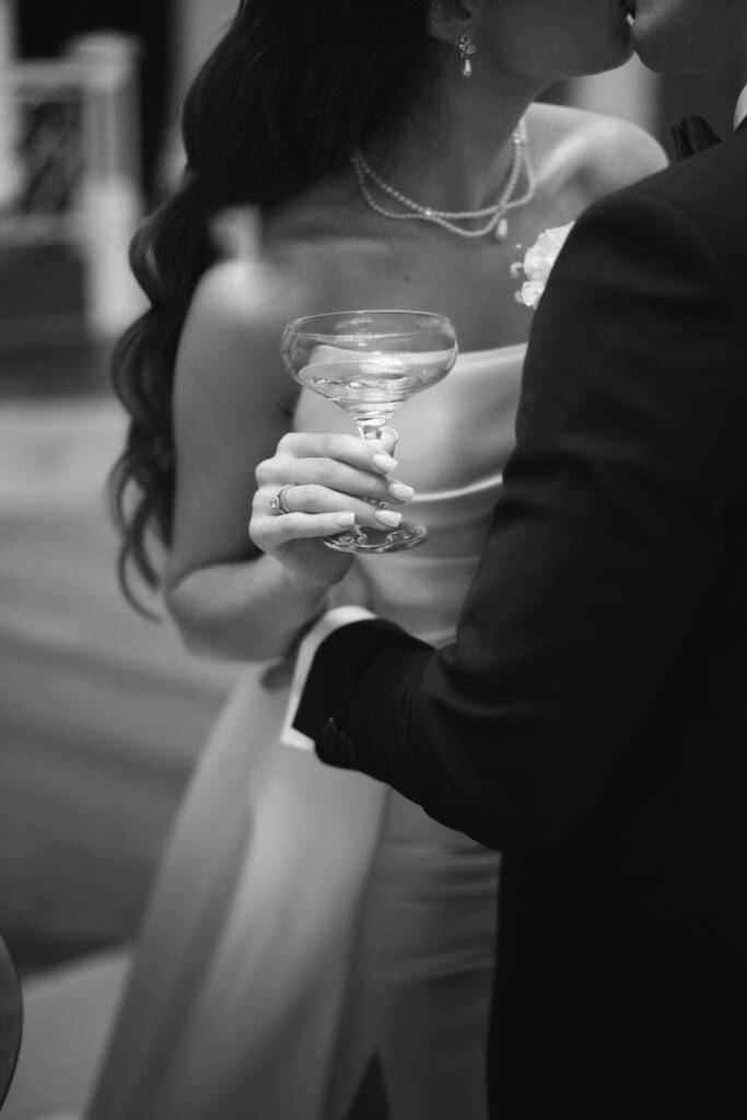 Adorea Weddings - Fotografia i film ślubny Kielce