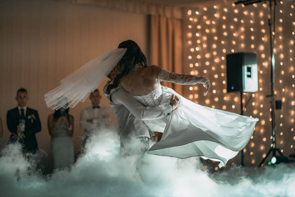 Adorea Weddings - Fotografia i film ślubny Kielce