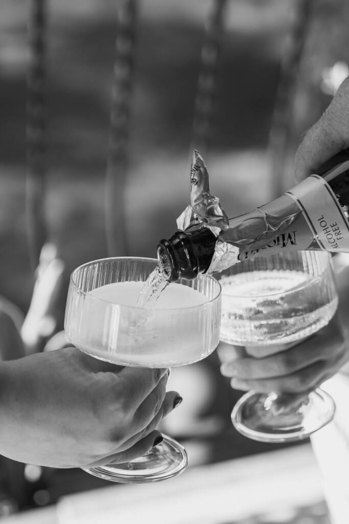 Adorea Weddings - Fotografia i film ślubny Kielce